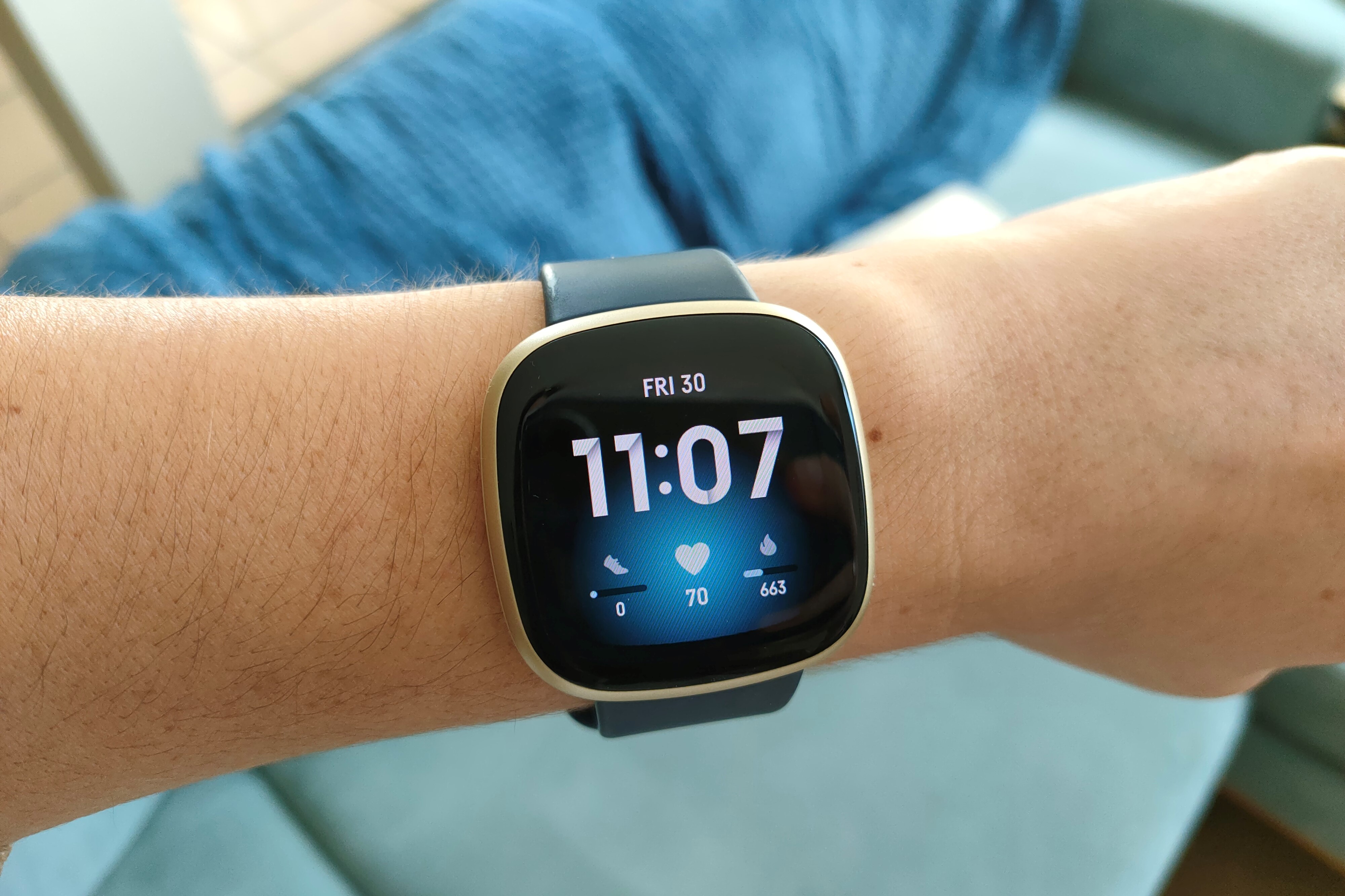 Fitbit Versa 3 Smartwatch Review - Reviewed
