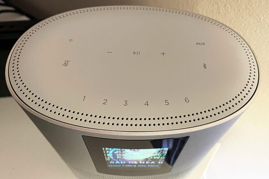 The top of a Lux Silver-colored Bose Home Speaker 500