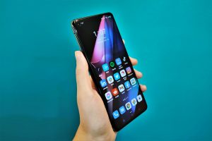 OPPO Find X3 Pro front