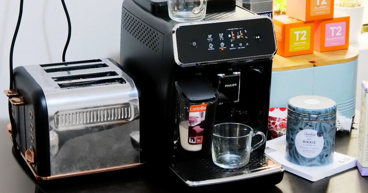 How do you get your Philips 2200 and 3200 with LatteGo system ready for  use?