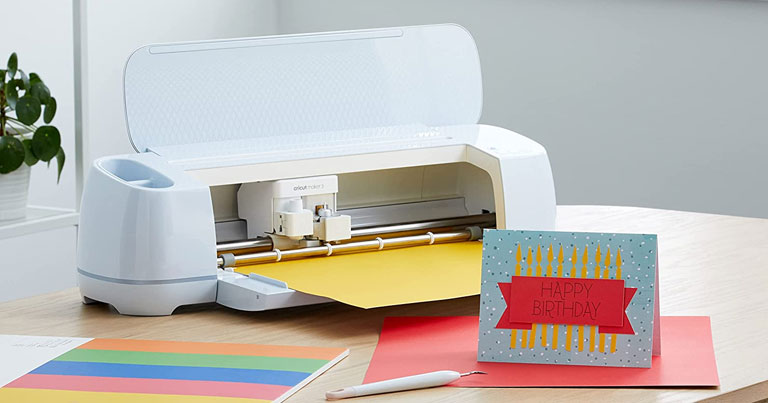 How to use the Cricut Maker Rotary Blade (Plus Cricut Access Project!) -  Happily Ever After, Etc.