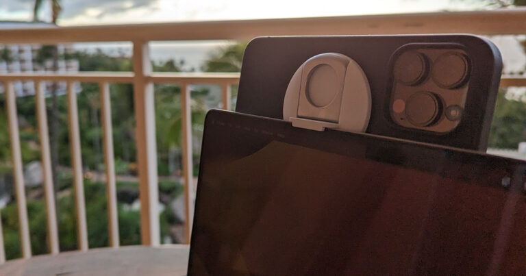 iPhone Mount with MagSafe for Mac Notebooks