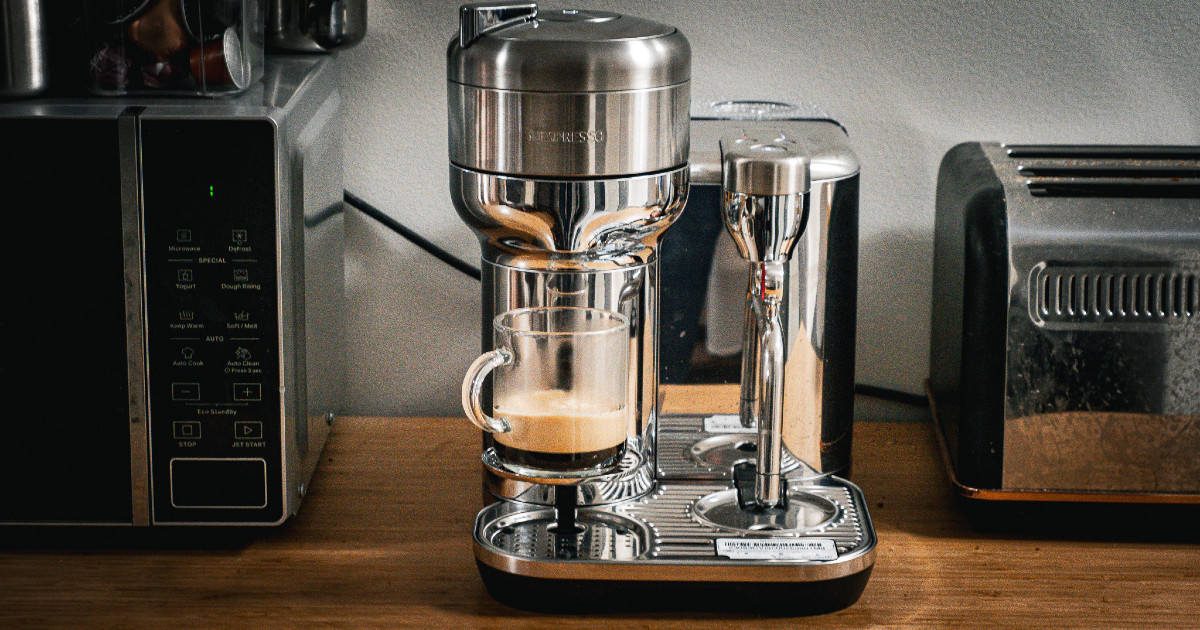 Nespresso VERTUO POP REVIEW - Pro and Cons, VertuoLine Coffee Machine  Reviews