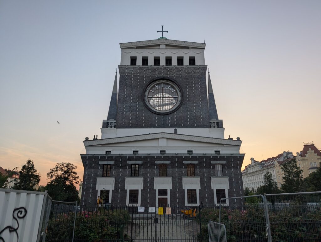 Pixel 9 Pro XL photo sample - Prague sunset