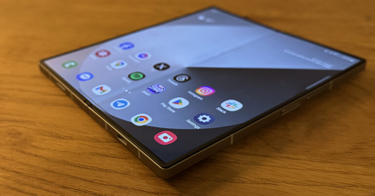 Samsung Galaxy Z Fold 6