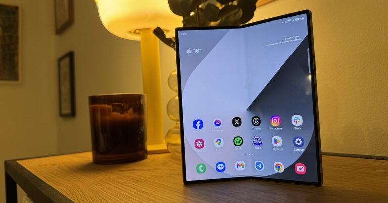 Samsung Galaxy Z Fold 6