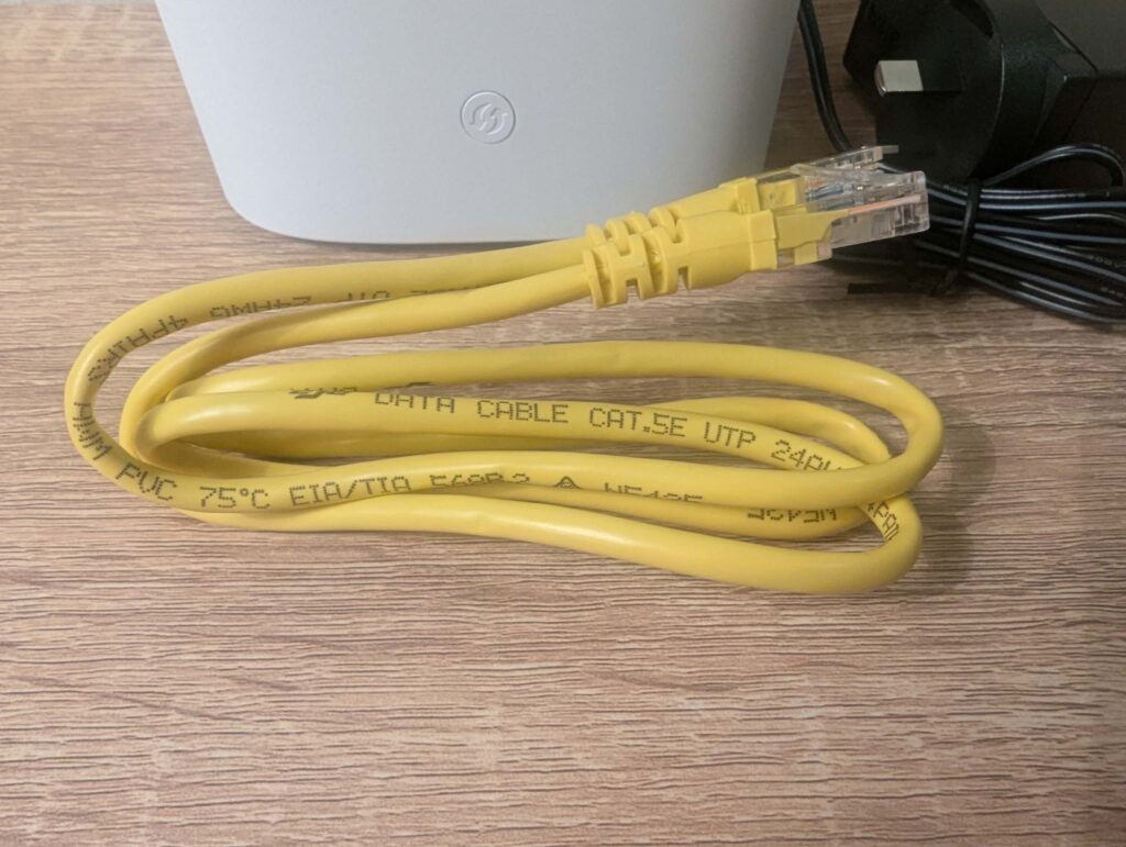 TP-Link HX510 with lan cable