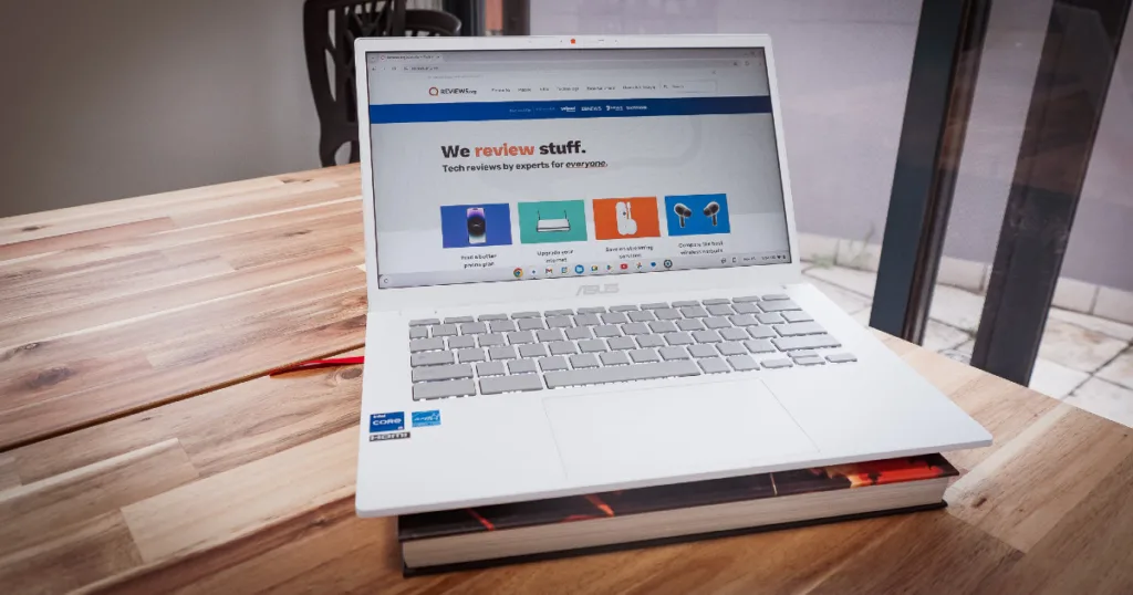 ASUS CX34 Chromebook